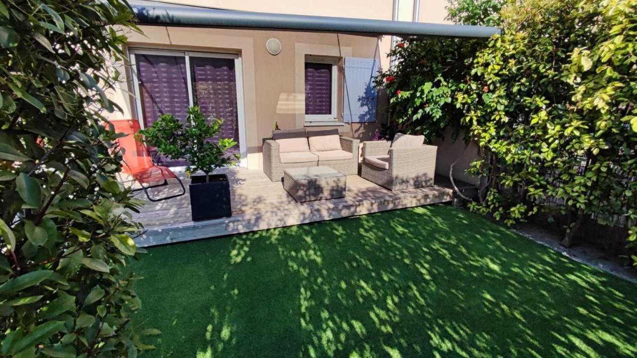 Au 8 De La Garance Villa L'Isle-sur-la-Sorgue Kültér fotó